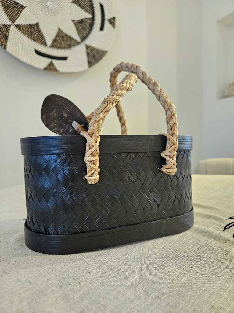 Bamboe keukenmandje zwart uit Bali, Mand, Ophalen of Verzenden, Riet, Tropical home