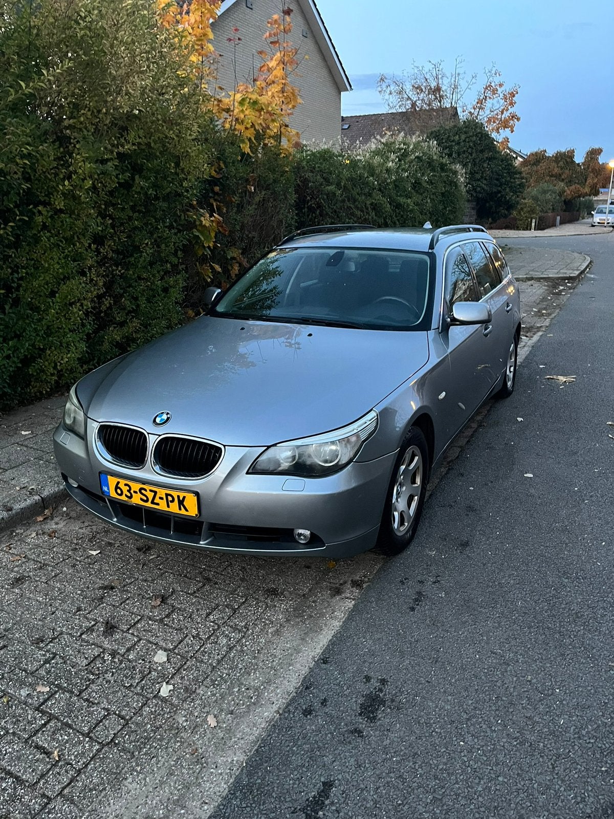 BMW 520D Touring AUT 2006 Grijs Nederlandse auto met NAP, Auto's, BMW, Automaat, Zwart, 4 cilinders, Stationwagon