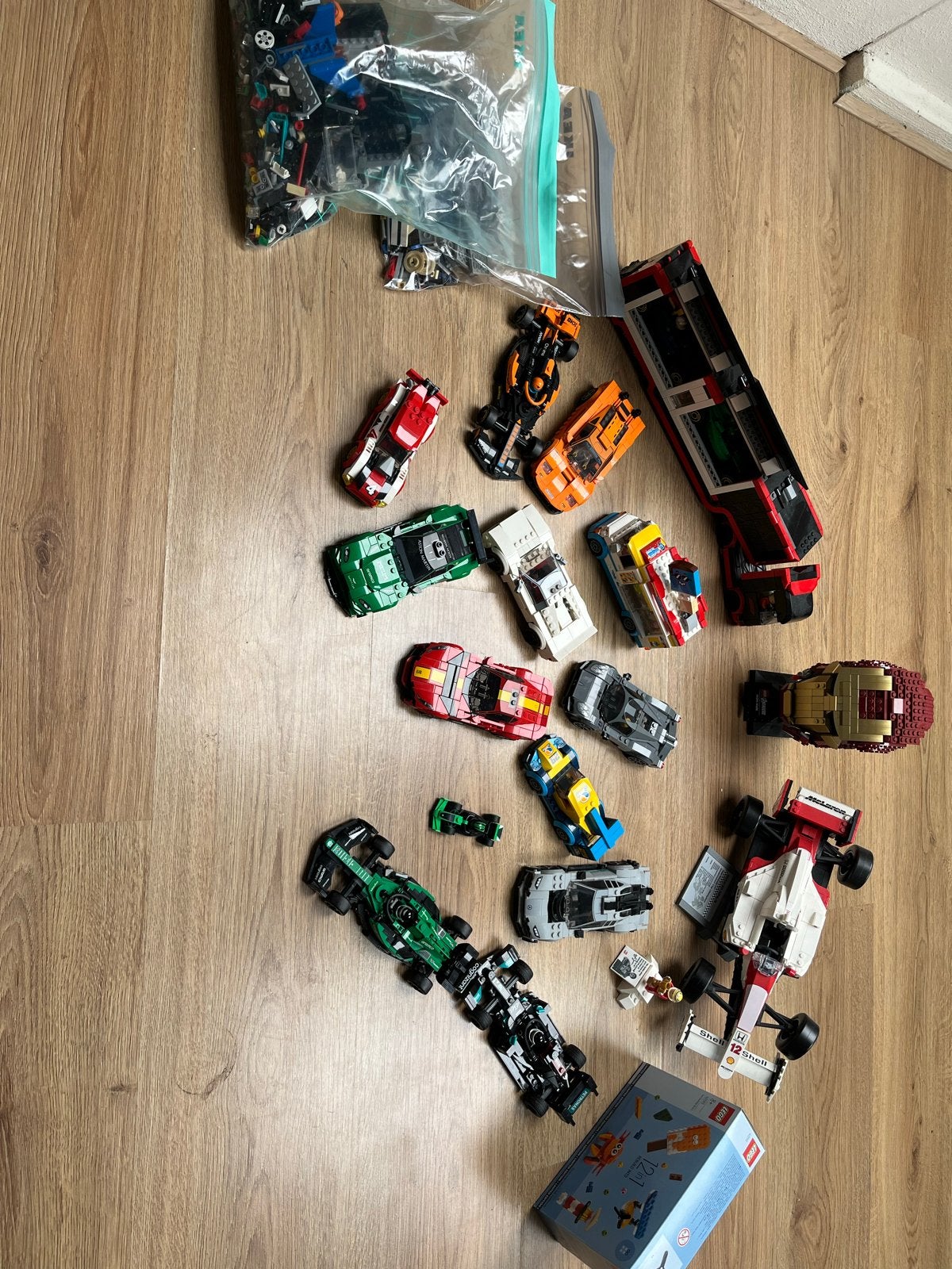 LEGO F1 & Supercars Collectie met Iron Man Set, Kinderen en Baby's, Speelgoed | Duplo en Lego, Ophalen of Verzenden, Gebruikt