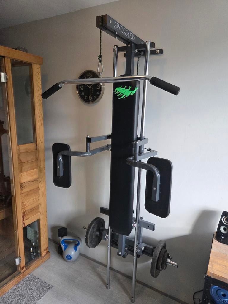 Fitness | Lat pulley | Lat Station | incl. Gewichten, Ophalen, Zo goed als nieuw, Rug, Krachtstation
