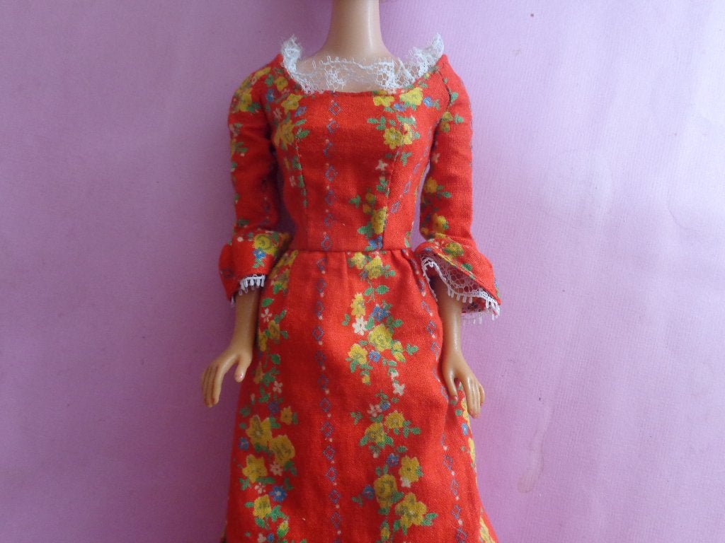 Barbie vintage Pleasantly peasanty jurk en onderrok, Ophalen of Verzenden, Gebruikt, Kleertjes