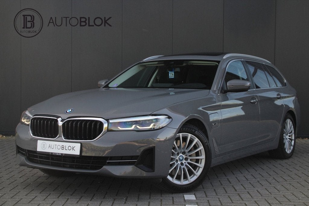 BMW 5-serie 530e Business Edition Plus| Apple CarPlay | Pano, Auto's, BMW, 1998 cc, Achterwielaandrijving, Gebruikt, Zwart