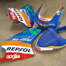 Aprilia RS50 Repsol Movistar Kappen Set - Gezocht, Motoren, Ophalen, Gebruikt