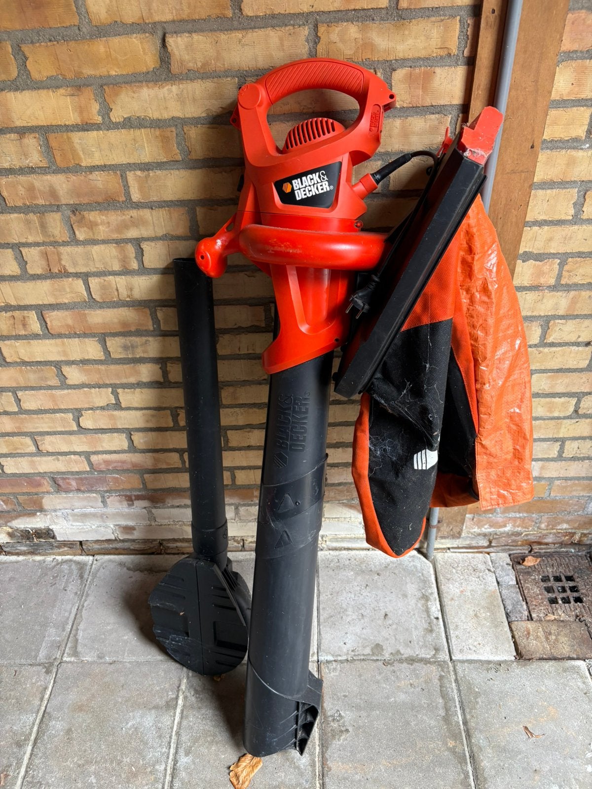 Black en Decker GW 3000 bladblazer/bladzuiger, Ophalen, Handgedragen, Met versnipperfunctie, Zo goed als nieuw