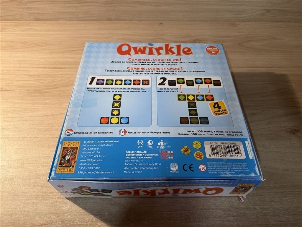 Qwirkle - 999 games - s6685, Hobby en Vrije tijd, Gezelschapsspellen | Bordspellen, Verzenden, Zo goed als nieuw