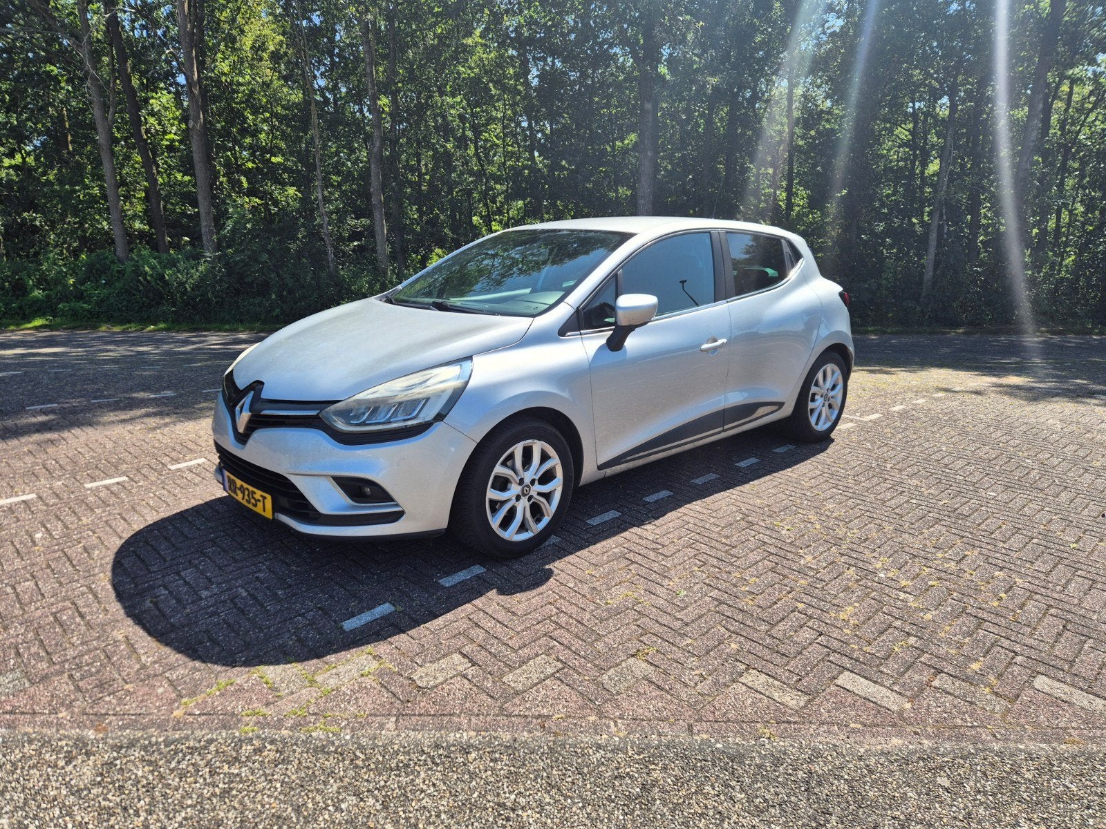 Renault Clio Energy TCe 2016, 898 cc, Stof, 40 €/maand, 1200 kg
