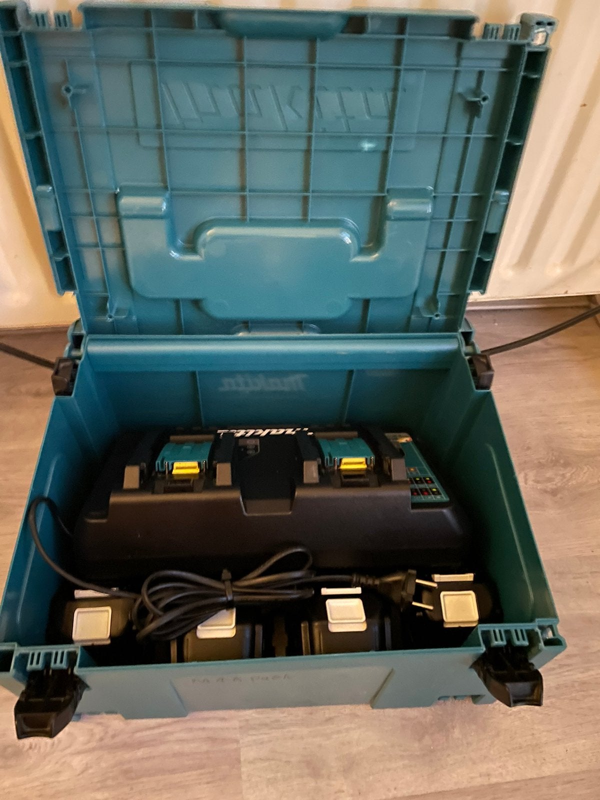 Makita accu pack, Ophalen, Zo goed als nieuw
