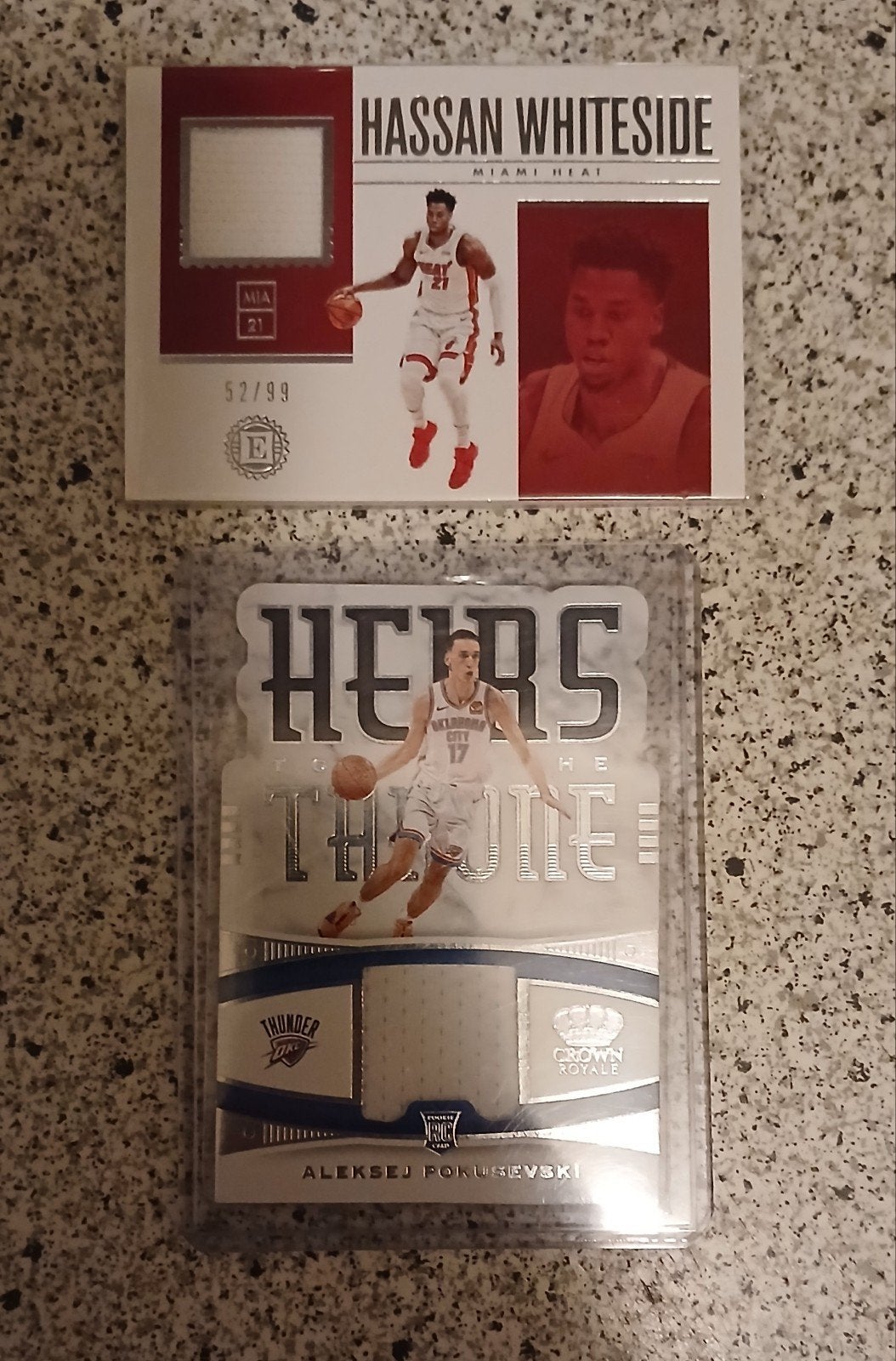 Panini NBA Memorabilia Kaarten 2 stuks, Ophalen of Verzenden, Zo goed als nieuw, Poster, Plaatje of Sticker