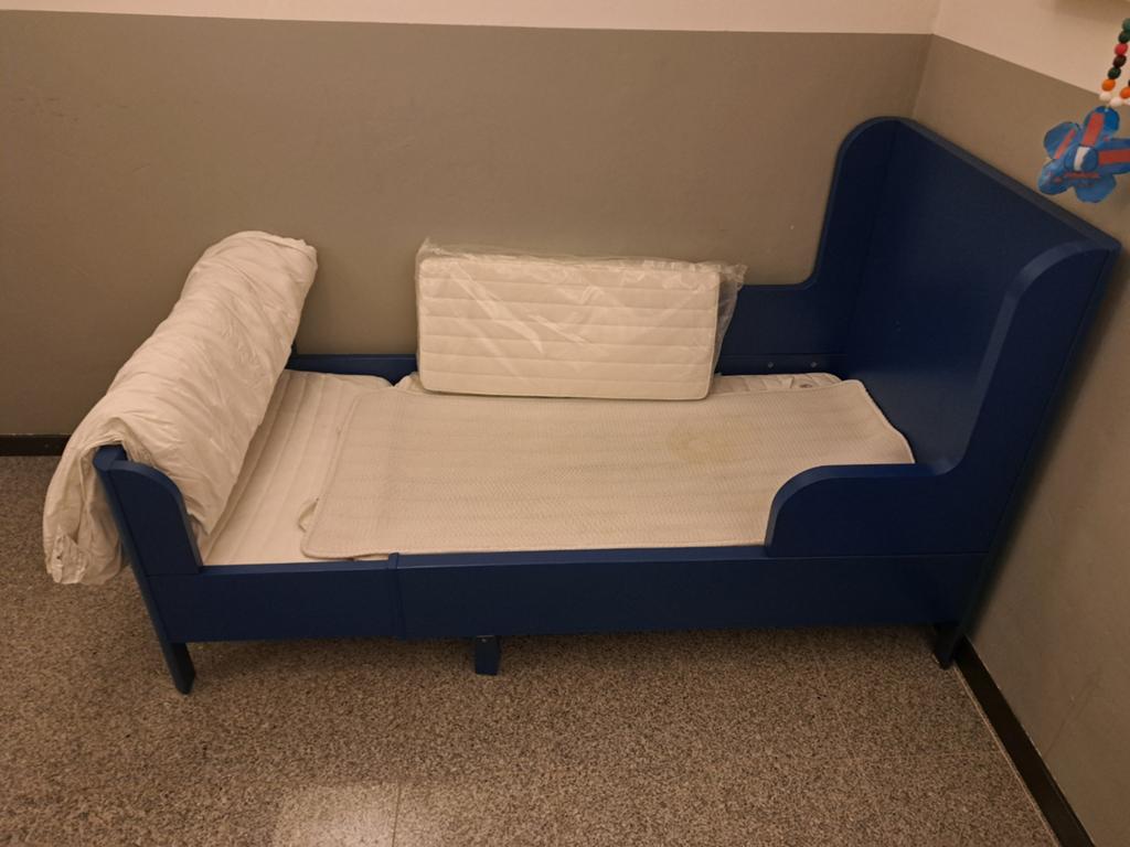 Meegroeibed incl matras en ladekasten (Busunge), Ophalen, Gebruikt, 70 tot 85 cm, Matras