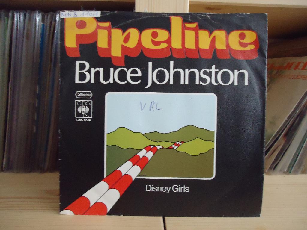 7" Single Bruce Johnston - Pipeline / Disney Girls, Ophalen of Verzenden, Gebruikt, Pop