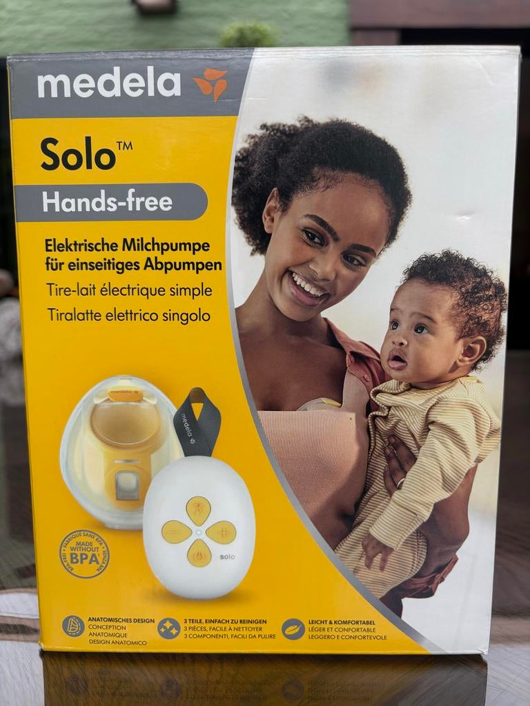 Medela Solo Hands-free elektrische borstkolf, Ophalen of Verzenden, Zo goed als nieuw, Borstkolf