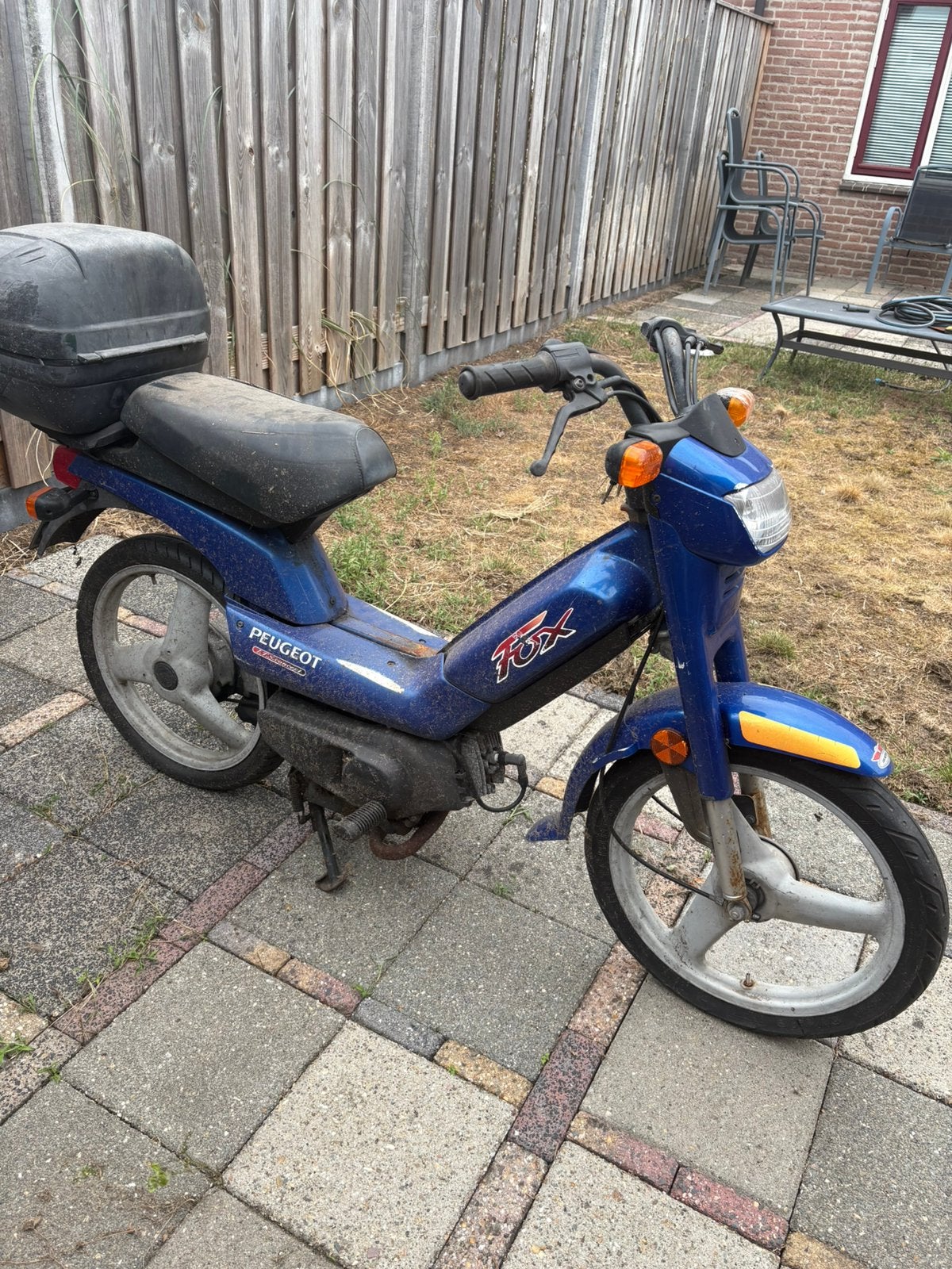 Peugeot fox en vespa si, Ophalen, Zo goed als nieuw
