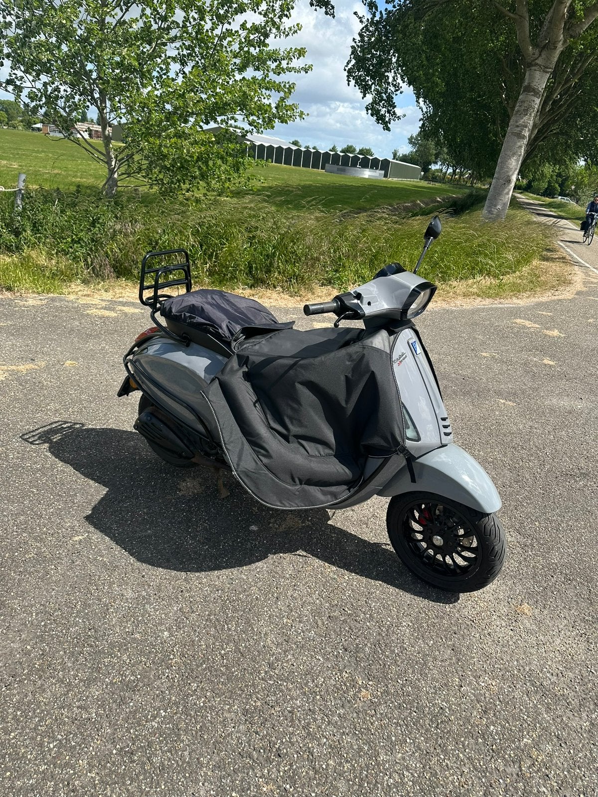 Vespa sprint 2017 snor ZONDER WOK!!, Ophalen, Zo goed als nieuw, Benzine, Overige modellen