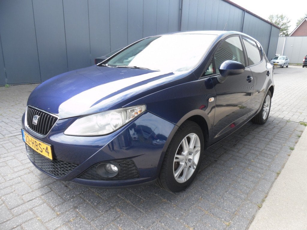Seat IBIZA 1.4 STYLANCE, Voorwielaandrijving, 86 pk, 4 cilinders, Blauw