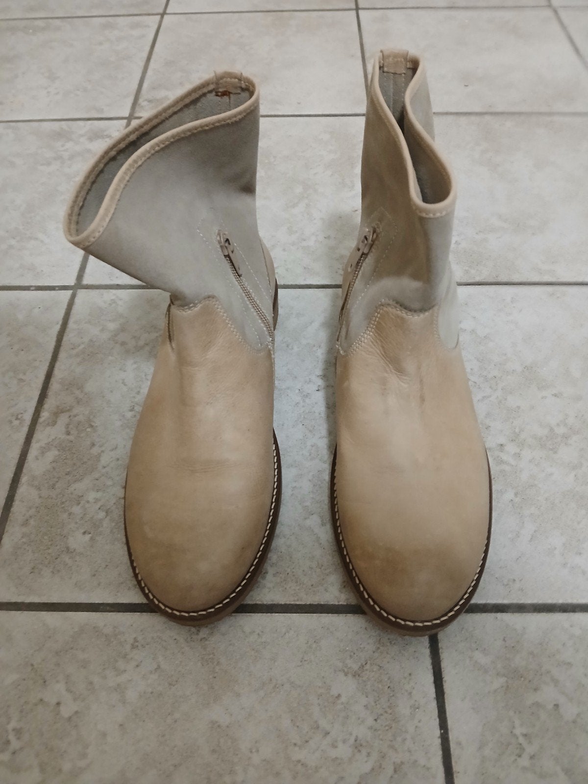 Liu Jo Stijlvolle beige enkellaarzen met rits, Liu Jo, Beige, Lage of Enkellaarzen, Ophalen of Verzenden