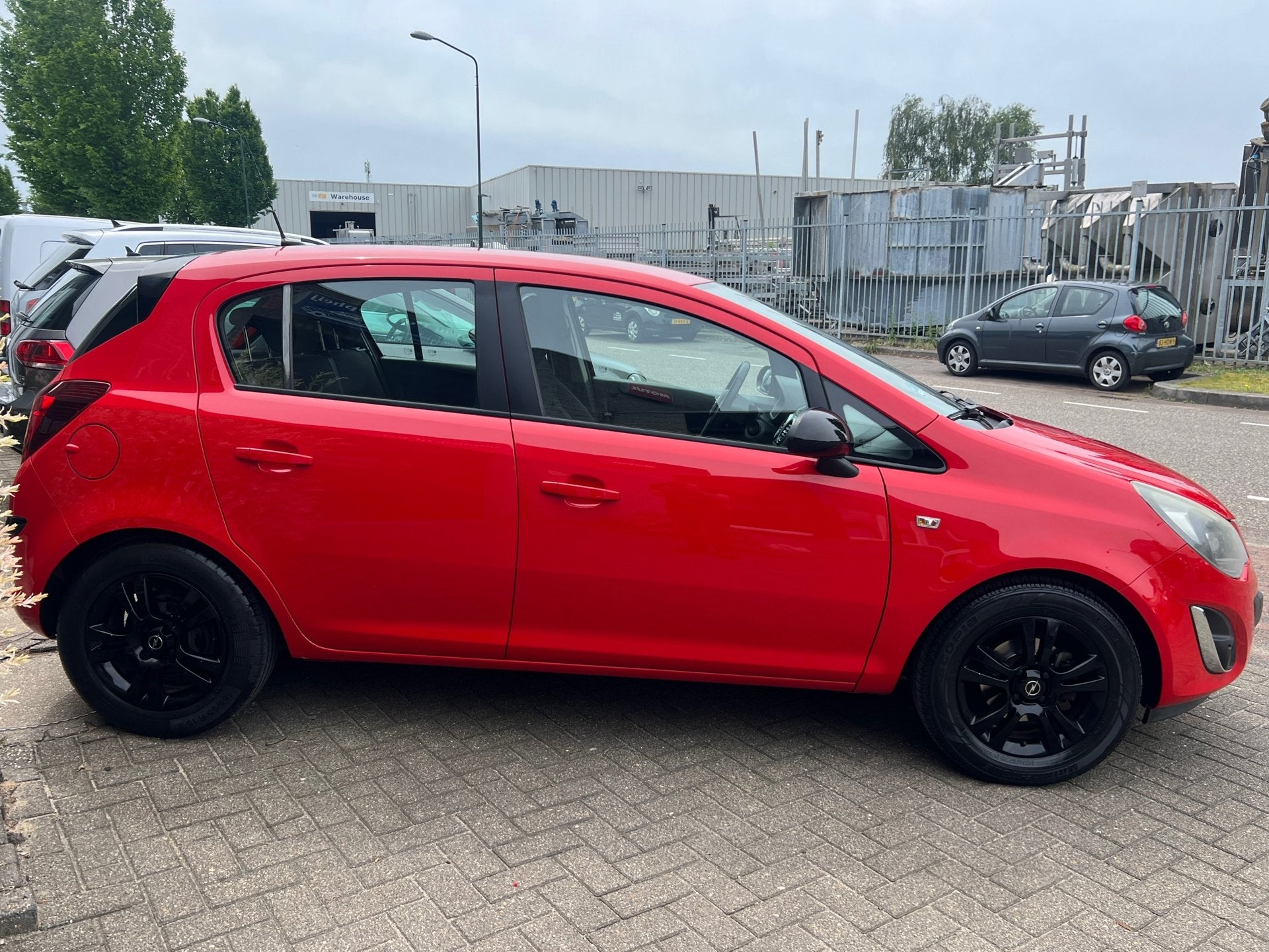 Opel Corsa 1.4-16V Berlin *Airco*LM velgen*Garantie, Voorwielaandrijving, Euro 5, Gebruikt, 1398 cc