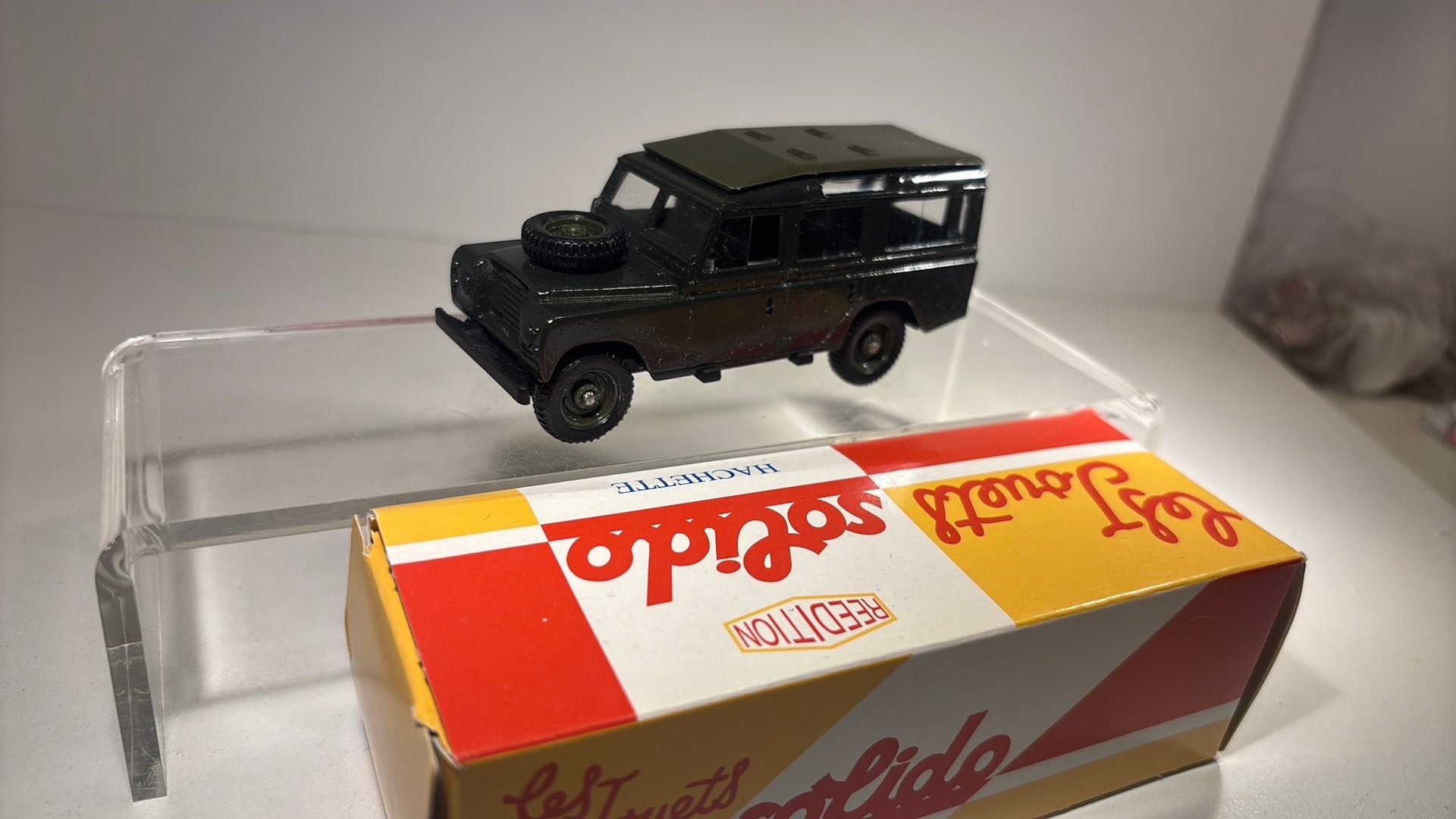 Land rover 109 solido 1.43, Auto, Solido, Ophalen of Verzenden, A