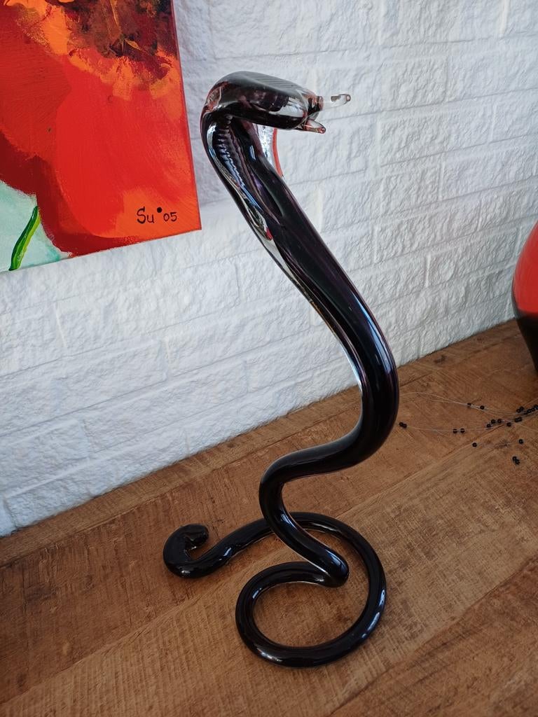 Slang van glas, Ophalen, Zo goed als nieuw
