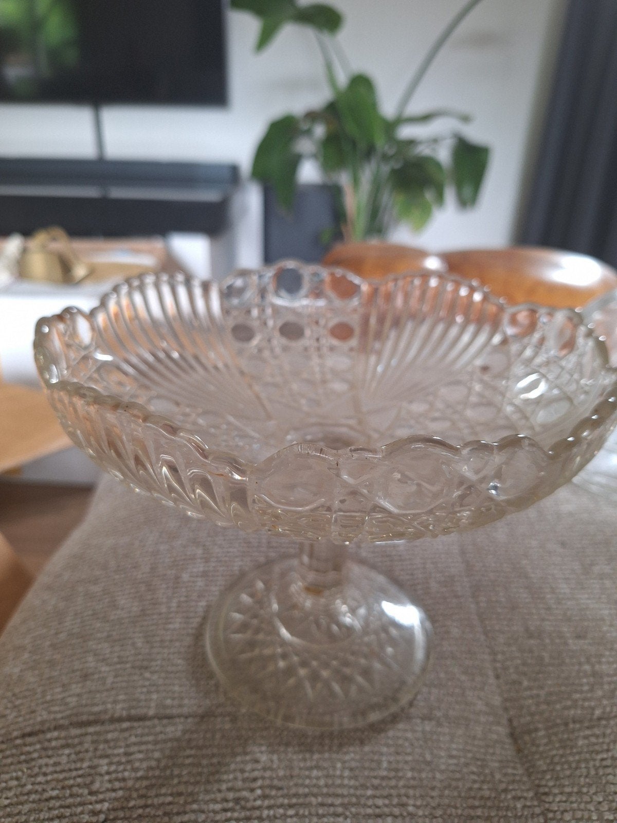 Vintage Glazen Bonbonschaal op Voet - Kristal Look, Antiek en Kunst, Ophalen of Verzenden