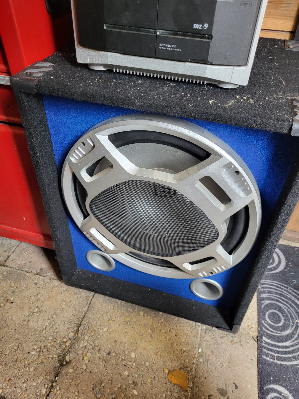 pa skytech boxen, Ophalen