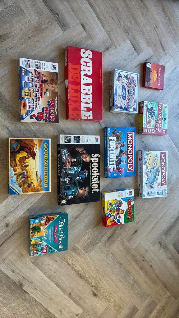 Groot bordspellen pakket, Hobby en Vrije tijd, Gezelschapsspellen | Bordspellen, Ophalen of Verzenden, Gebruikt