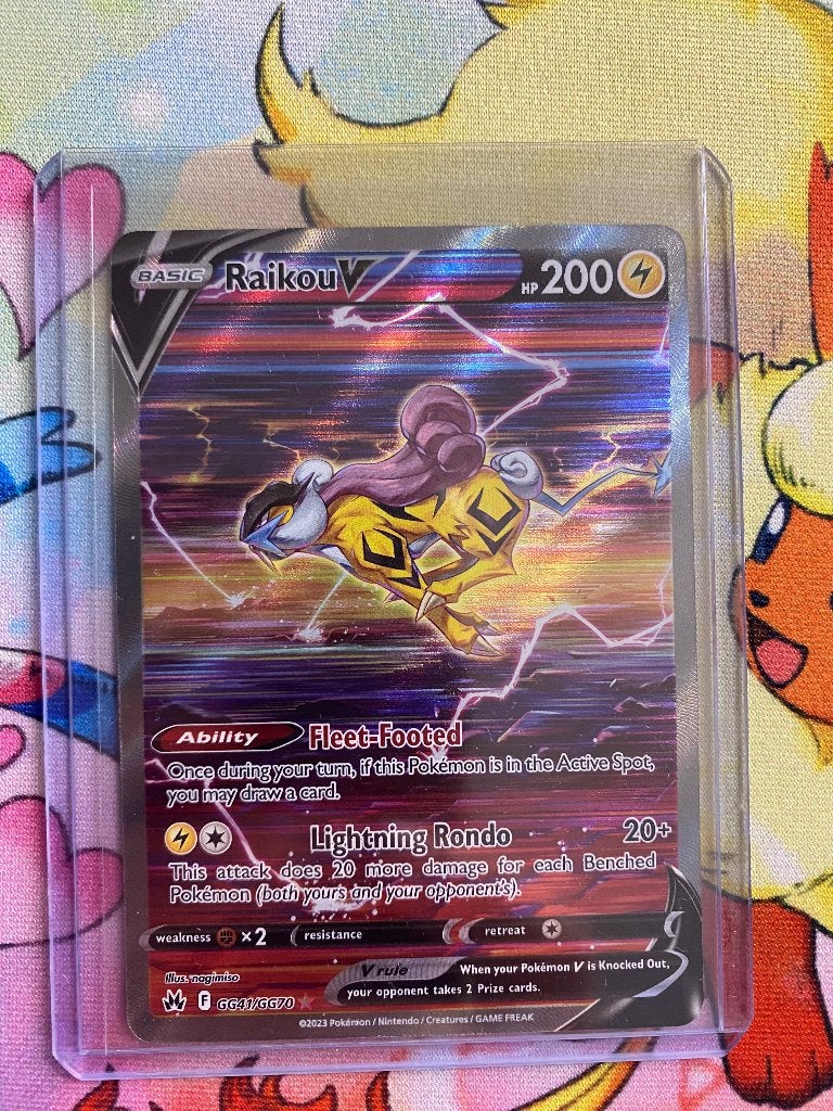 Crown Zenith Raikou V GG41, Hobby en Vrije tijd, Verzamelkaartspellen | Pokémon, Ophalen of Verzenden, Zo goed als nieuw, Losse kaart
