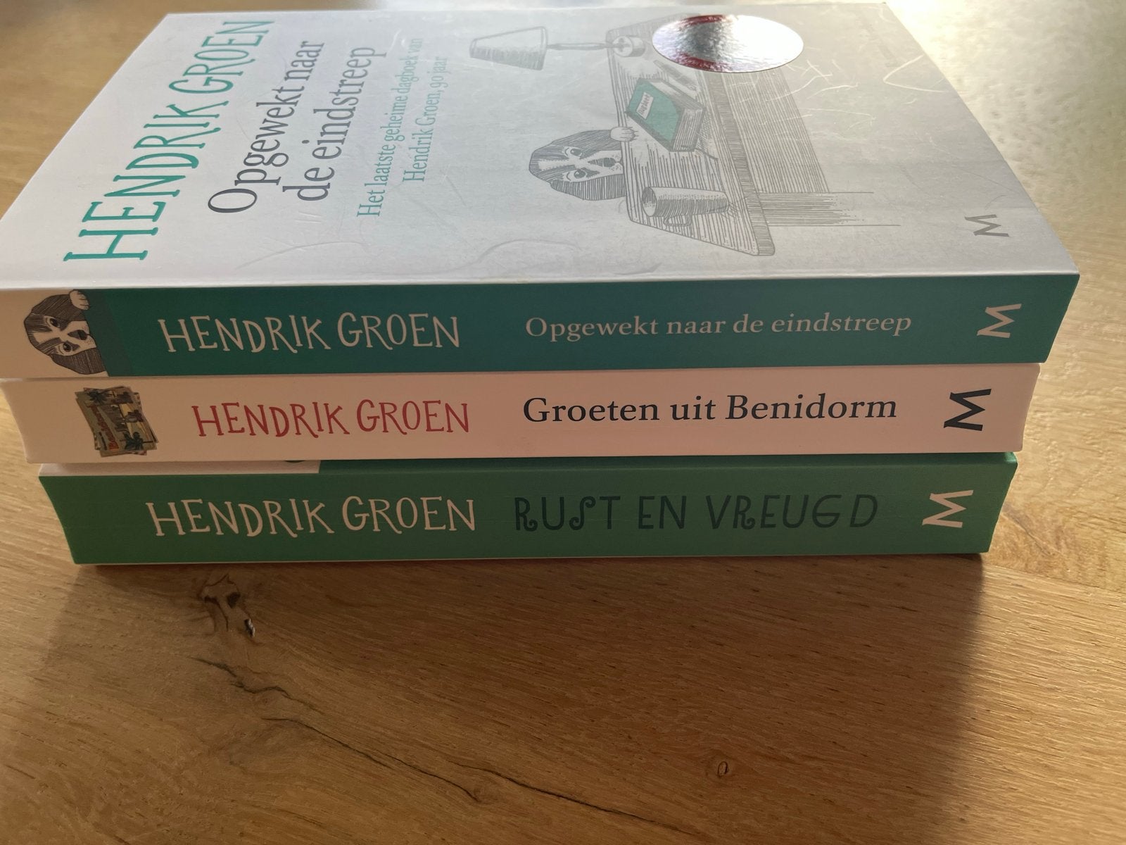Drie toppers van Hendrik Groen: Opgewekt naar de eindstreep, Boeken, Ophalen of Verzenden, Zo goed als nieuw, Nederland