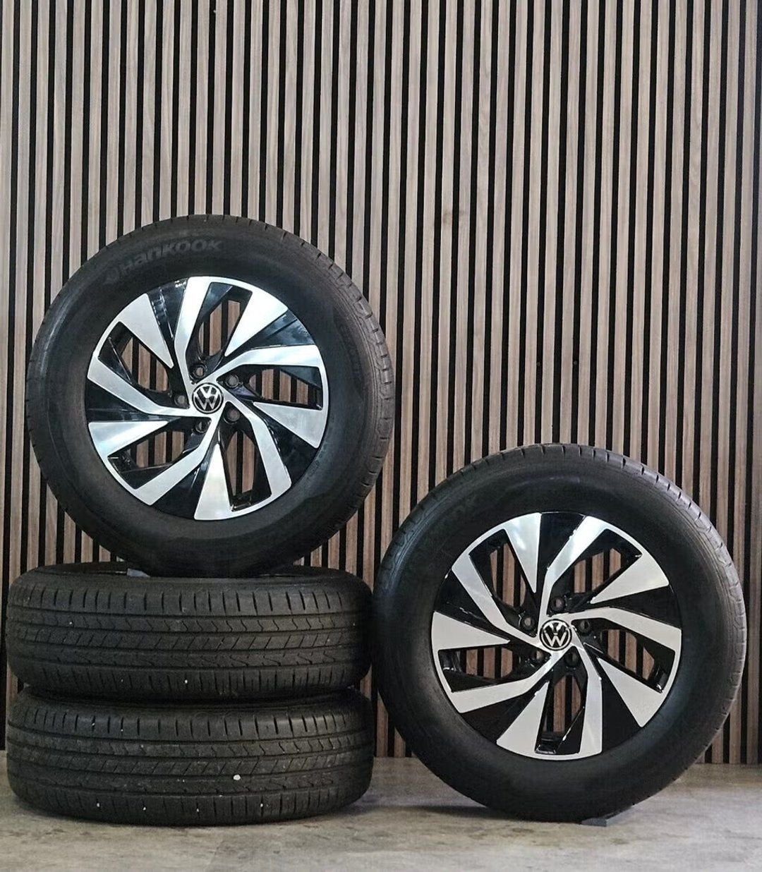 Nette 17" Orig Volkswagen Tiguan Velgen+GOEDE Banden 5x112, Gebruikt, -, -, Banden en Velgen