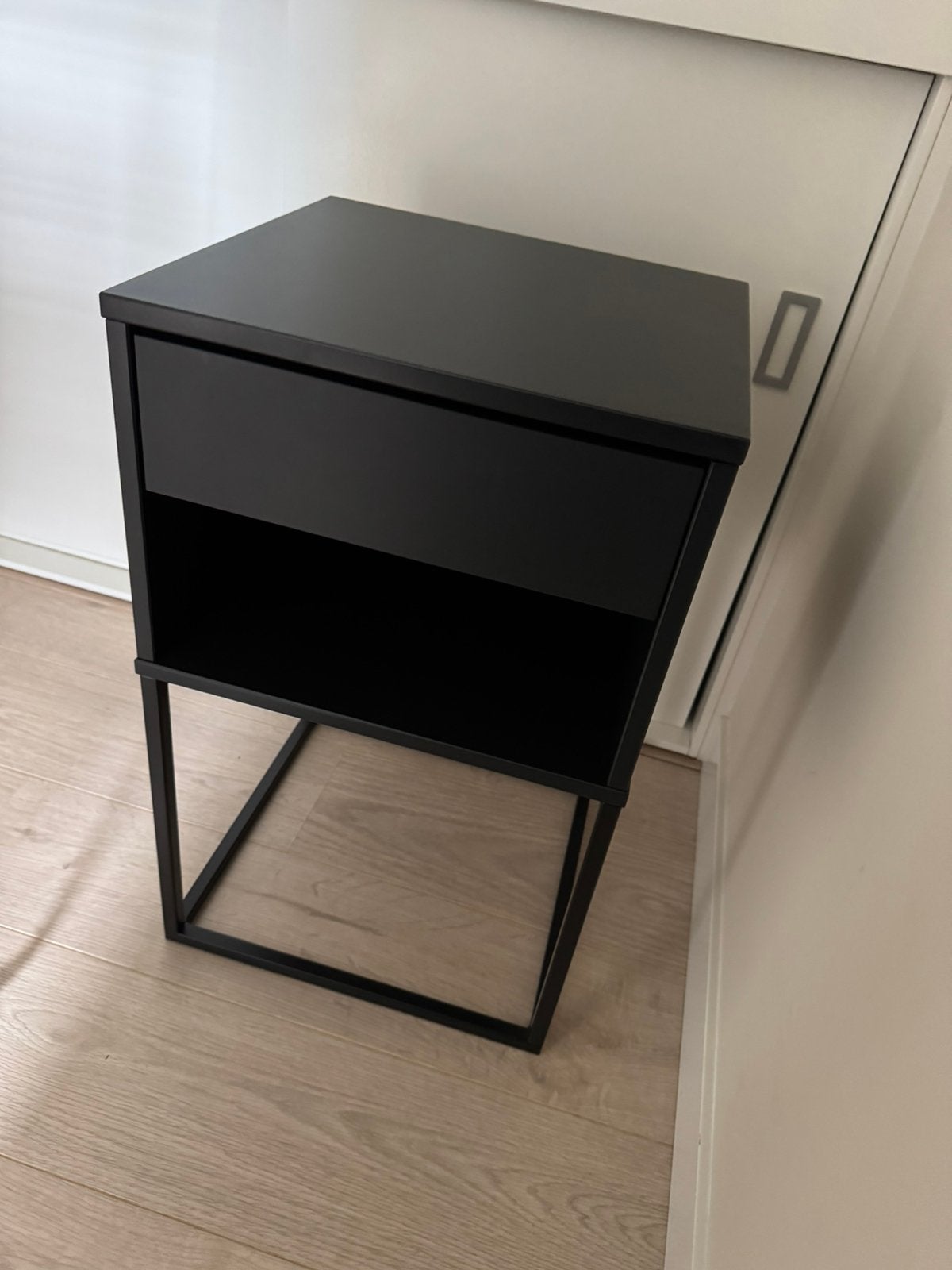 Nachtkastje zwart van  IKEA, Ophalen, Gebruikt, Minder dan 45 cm
