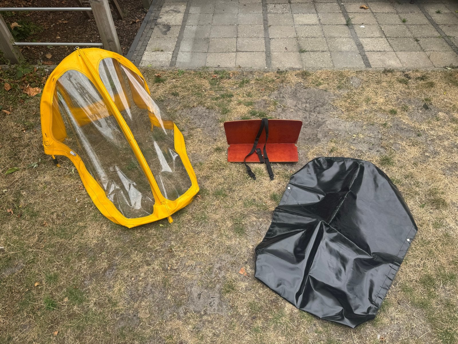 Bakfiets regenhoes, afdekhoes en voorbankje, Fietsen en Brommers, Fietsen | Bakfietsen, Ophalen, Gebruikt, 4 kinderen of meer