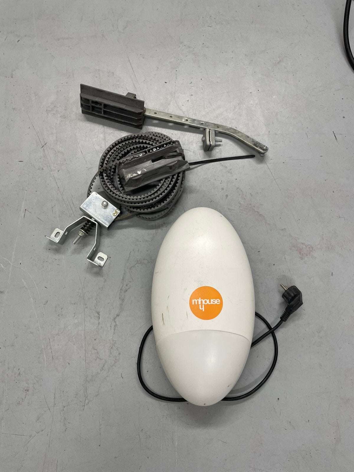 Mhouse elektrische garagedeur opener, Garagedeur, Ophalen of Verzenden, Zo goed als nieuw, 120 cm of meer