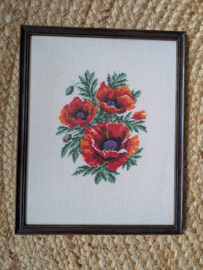 Vintage geborduurd schilderij van klaprozen, Minder dan 50 cm, Ophalen of Verzenden, Zo goed als nieuw, Schilderij