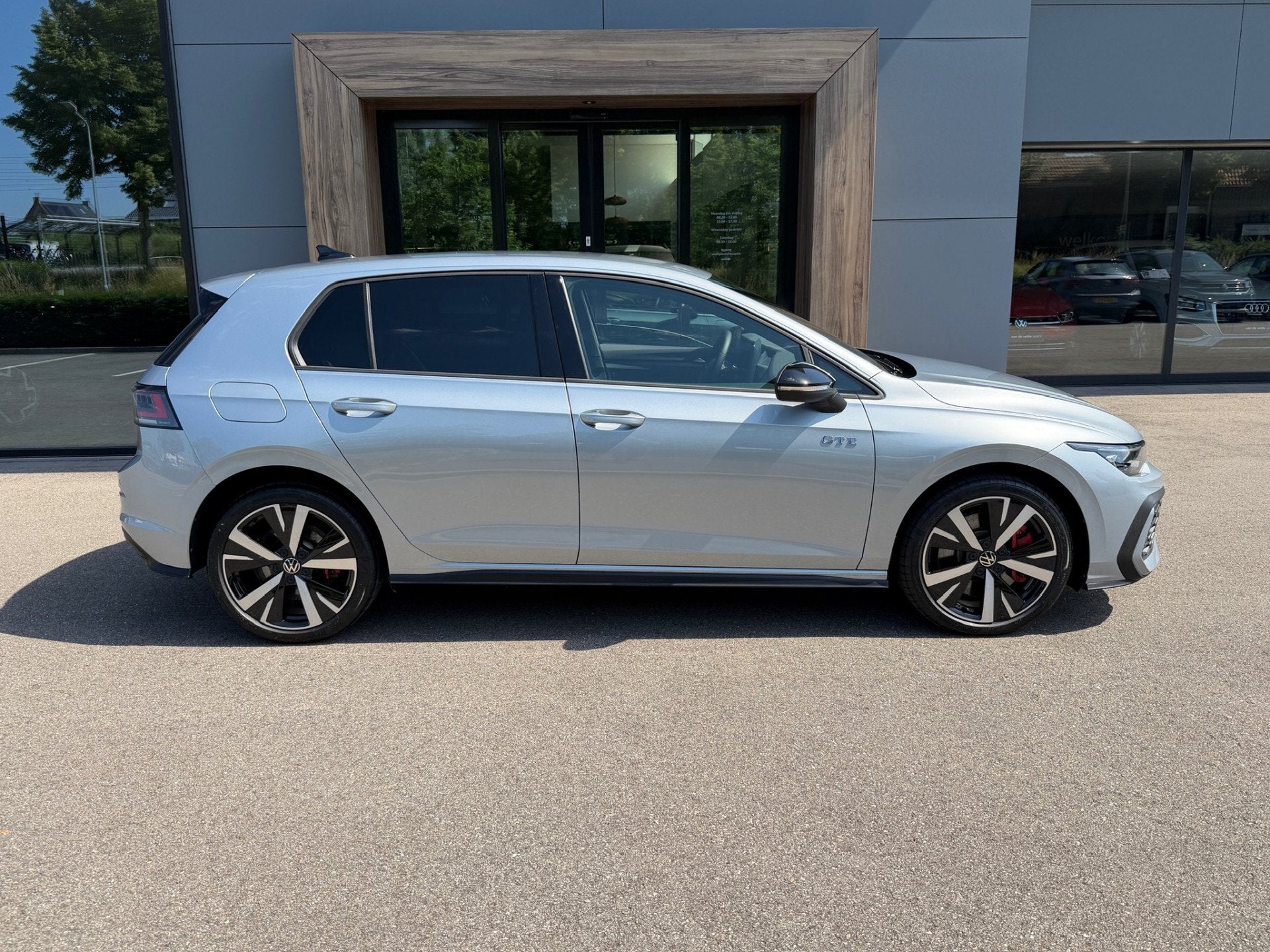 Volkswagen Golf 1.5 272pk eHybrid GTE | Trekhaak | Led mistl, Auto's, Volkswagen, 12 maanden, 77 km/l, Zwart, 4 cilinders