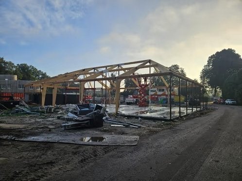 Hal bedrijfshal loods bedrijfspand overkapping ( 451 )
