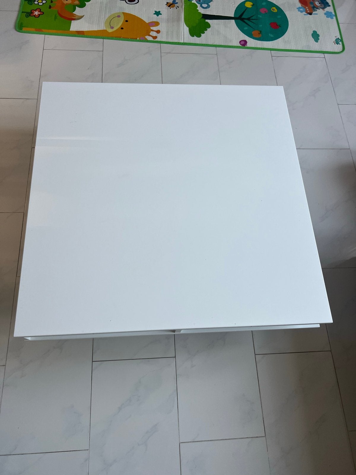 Witte vierkante IKEA salontafel met soft close lades, Huis en Inrichting, Tafels | Salontafels, Ophalen, Overige materialen, Gebruikt