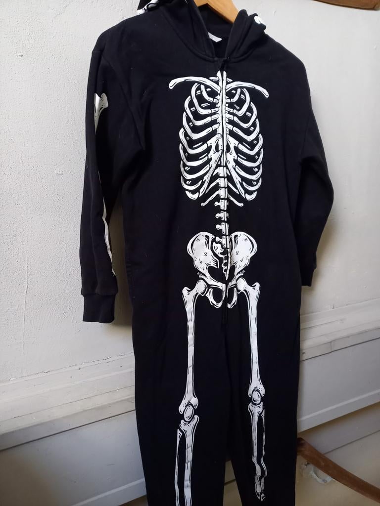 Jongens Onesie maat 134-140 Merk H&M, Overige typen, H&M, Ophalen of Verzenden, Zo goed als nieuw