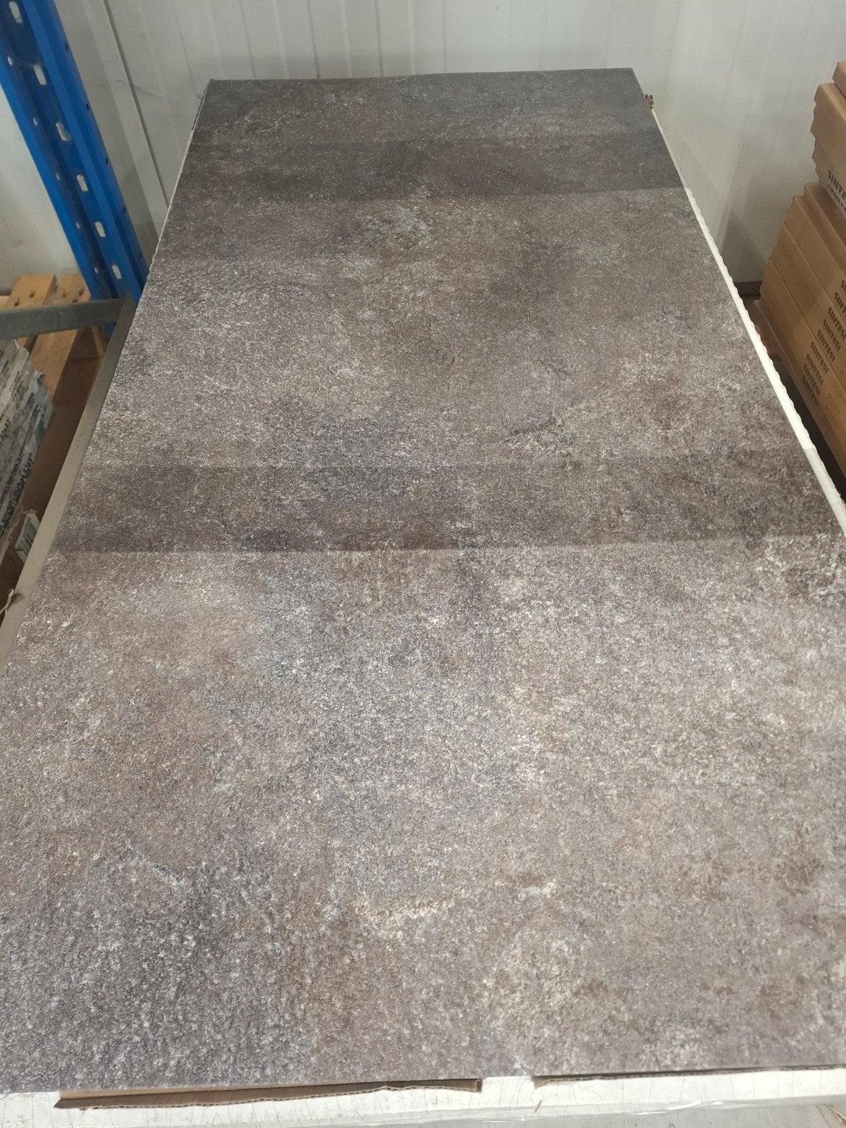 Ter Hürne PVC Tegelvloer Graniet Donker FLR-3603, Doe-het-zelf en Verbouw, 50 tot 150 cm, Nieuw, Ophalen of Verzenden, 10 m² of meer
