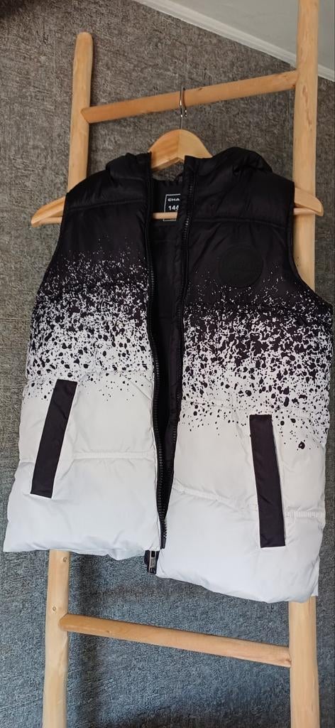 Bodywarmer zwart wit Chapter Young maat 146/152, Ophalen, Zo goed als nieuw, Maat 34 (XS) of kleiner, Zwart