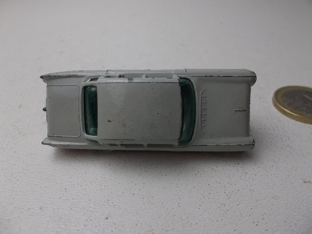 1958 Lesney Matchbox No. 22B VAUXHALL CRESTA (Two-Tone), Ophalen of Verzenden, Zo goed als nieuw, Auto, Lesney