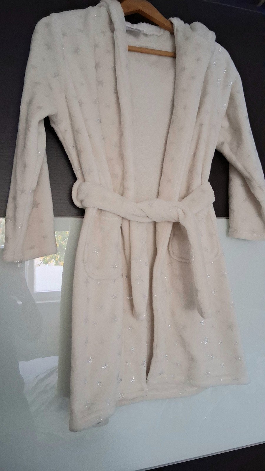 Mooie badjas van Essentials maat 134-140, Nacht- of Onderkleding, Meisje, Essentials, Ophalen of Verzenden