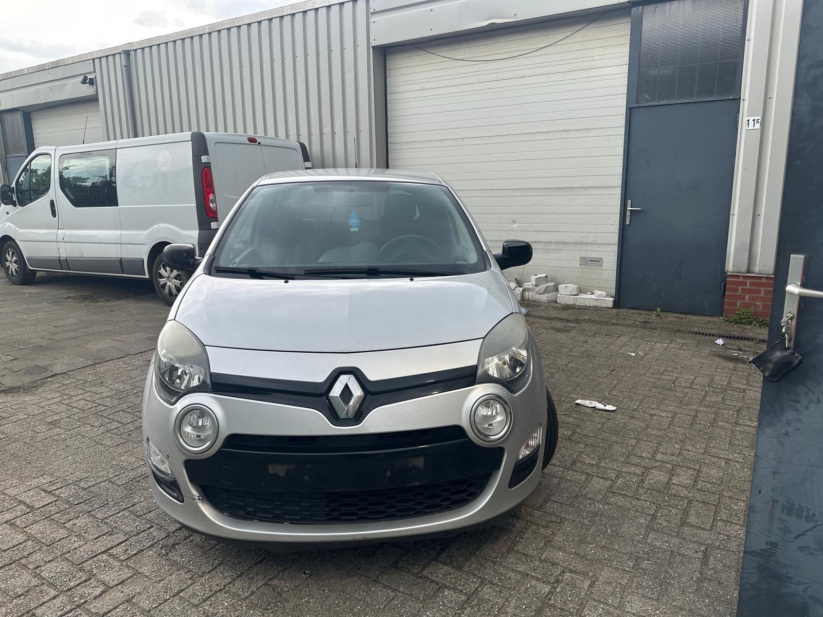 Renault Twingo 1.2 16V 2014 Zilver AUT, Automaat, Twingo, Bedrijf, 1200 cc