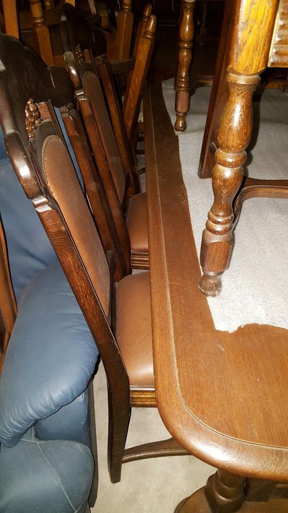 Eiken eetkamers stoelen en tafel, Ophalen, Bruin