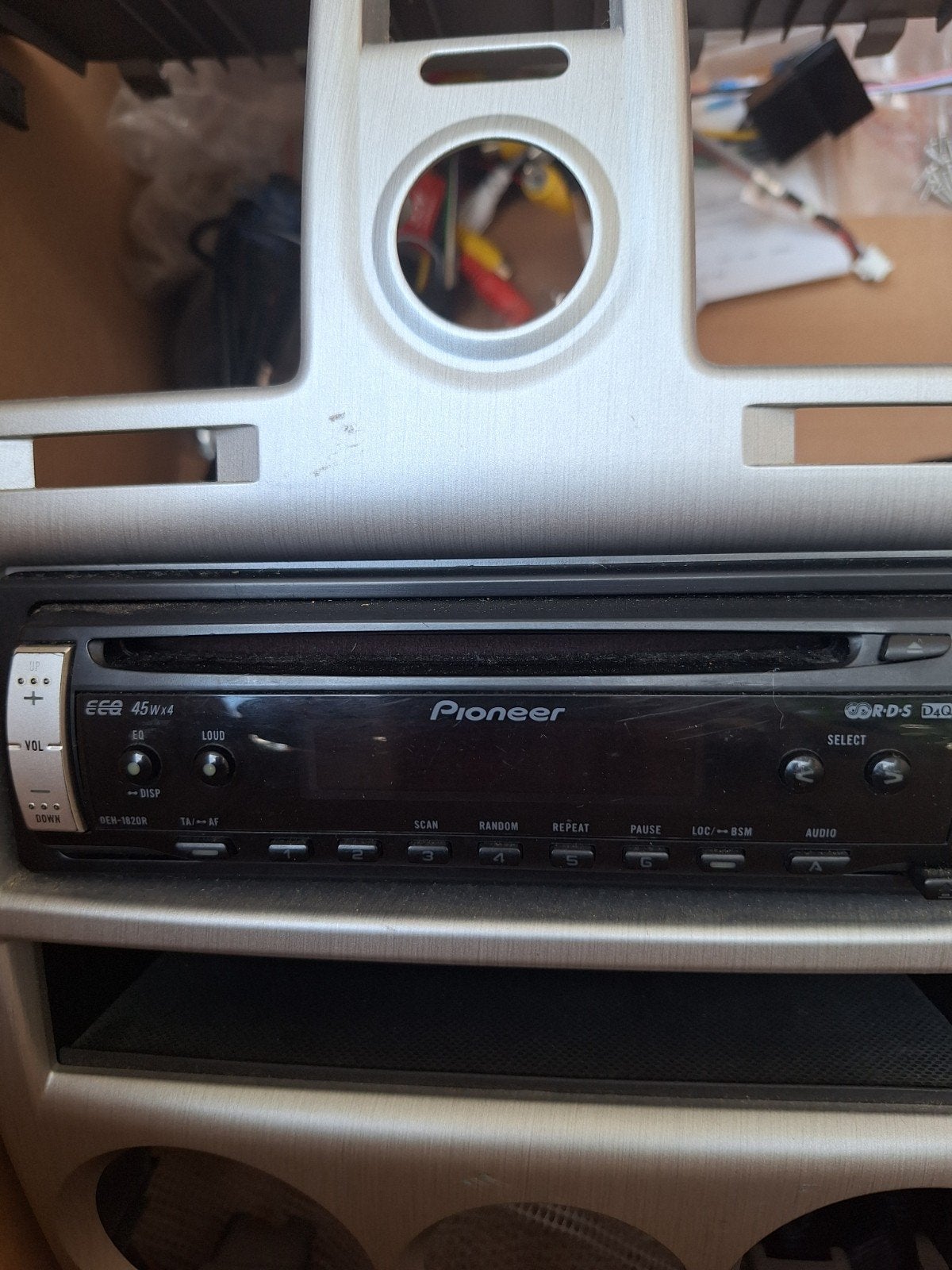 Pioneer DEH-1B20R Autoradio - CD/MP3 Speler, Auto diversen, Autoradio's, Ophalen of Verzenden, Gebruikt