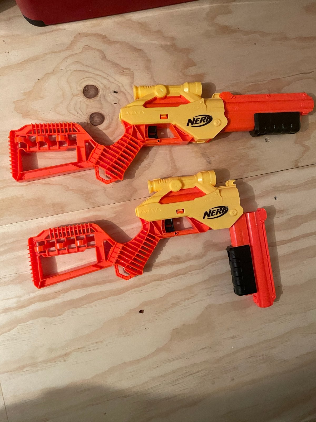 2x NERF geweer met afneembare kolf en vizier, Ophalen of Verzenden, Gebruikt