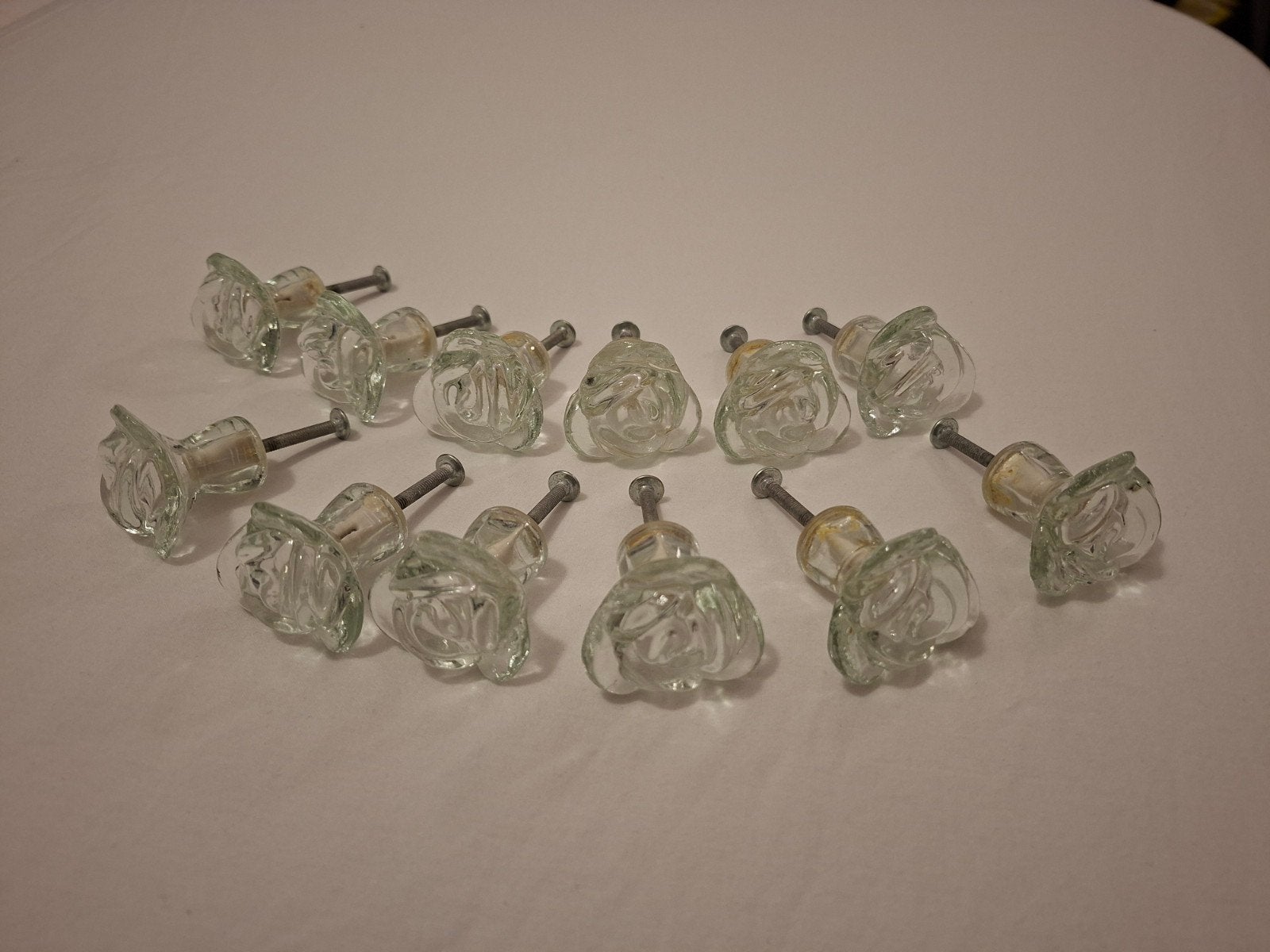 Set van 12 glazen rozen kastknoppen knoppen, Ophalen of Verzenden, Gebruikt, Glas, Brocante
