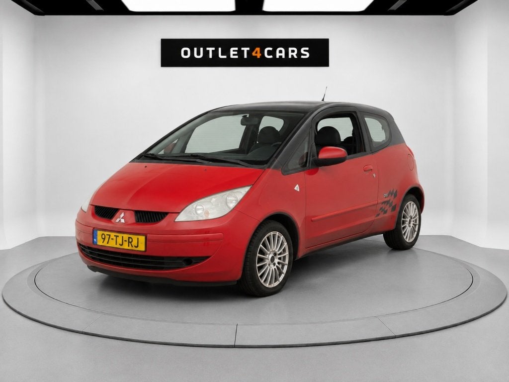 Mitsubishi Colt 1.5 QS (bj 2006), Stof, Gebruikt, 4 cilinders, Colt