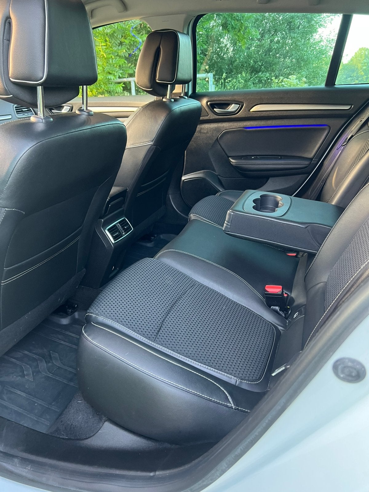 Foto 14 van Renault Mégane 1.2 Energy TCe Bose 130pk 2017 Wit