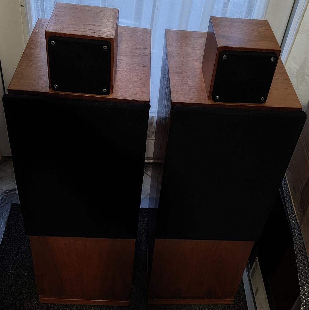 set Magnat Luidsprekers zuilen Illinois / All Ribbon 8P10P, Gebruikt, Magnat, Ophalen of Verzenden, 120 watt of meer