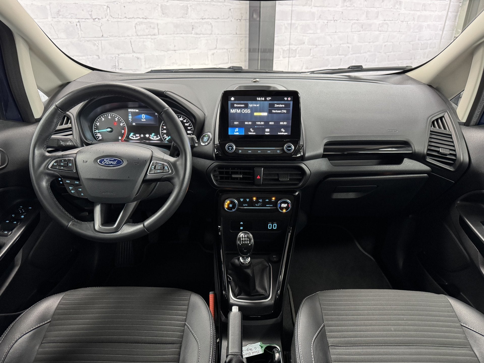 Ford EcoSport 1.0 EcoBoost Titanium Trekhaak Camera Cruise C, Auto's, Voorwielaandrijving, Stof, Gebruikt, Ecosport