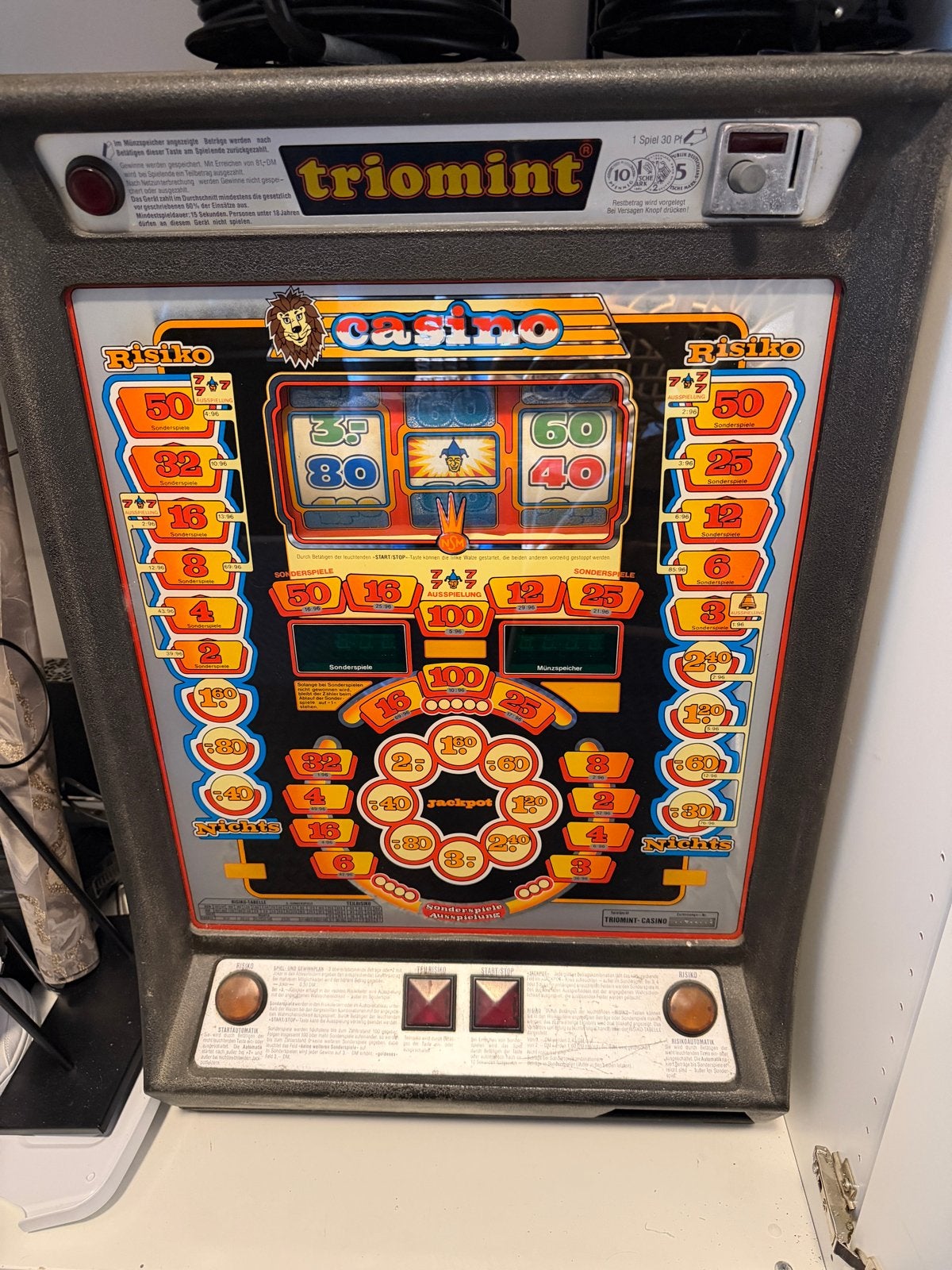 Triomint Casino Gokkast - Vintage Speelautomaat, Overige munten, Ophalen, Gebruikt